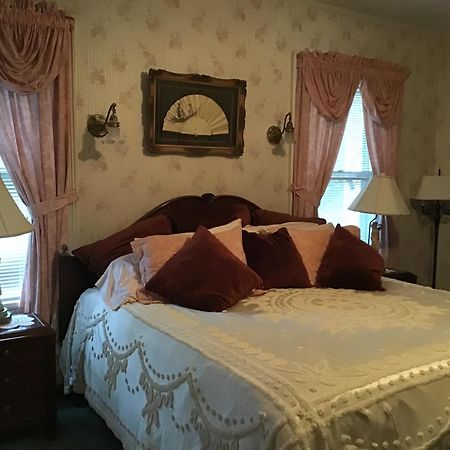 Brookview Manor Inn Canadensis Luaran gambar