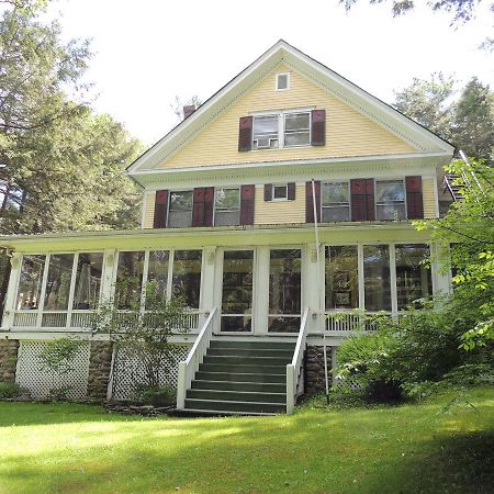 Brookview Manor Inn Canadensis Luaran gambar