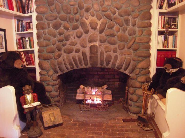 Brookview Manor Inn Canadensis Luaran gambar