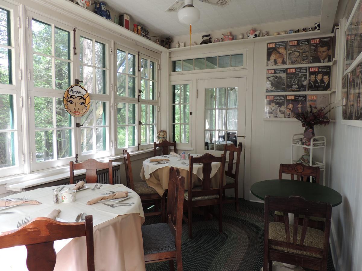 Brookview Manor Inn Canadensis Luaran gambar