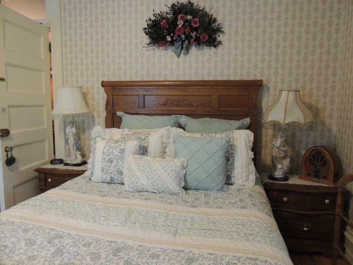 Brookview Manor Inn Canadensis Luaran gambar