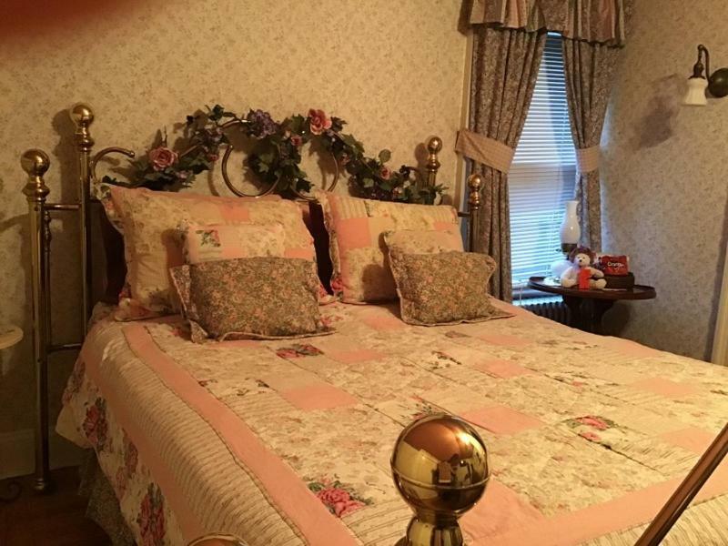 Brookview Manor Inn Canadensis Luaran gambar