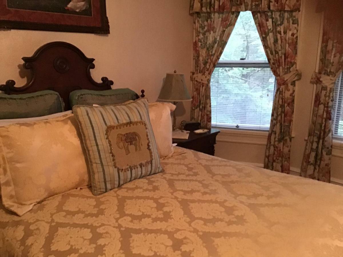 Brookview Manor Inn Canadensis Luaran gambar